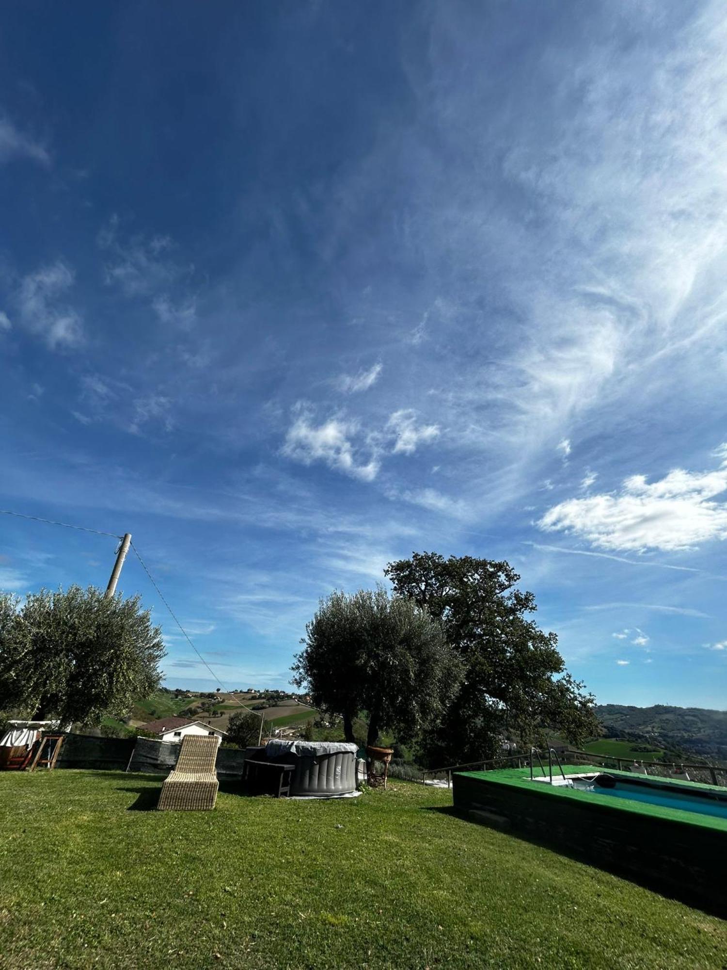 Casa Degli Ulivi Villa Tolentino Exterior photo